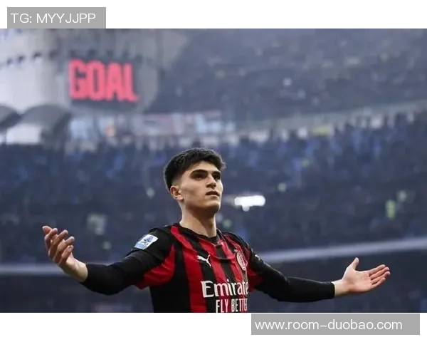 迈尼昂对点球争议发表看法巴尔泰萨吉应如何应对近在咫尺的球